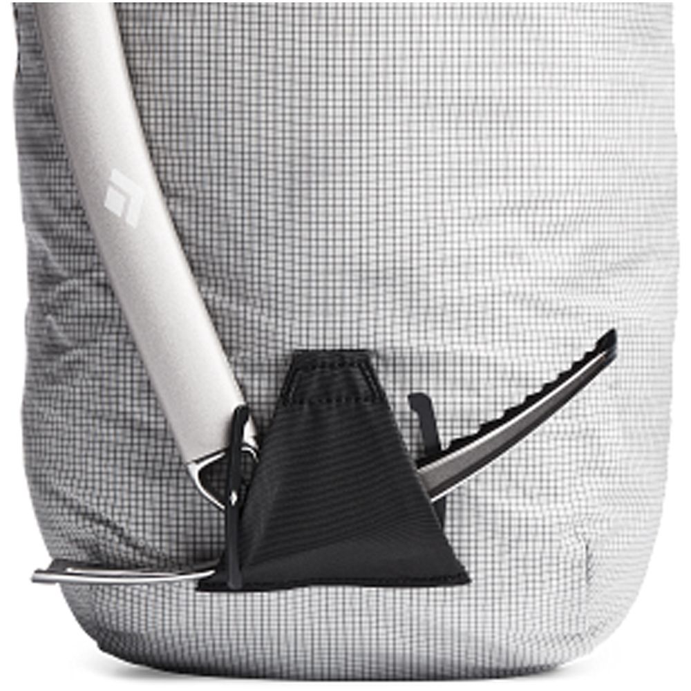 Black Diamond Blitz 20L Climbing Pack – Alloy