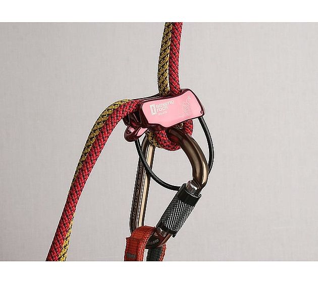 Singing Rock Shuttle Belay Device